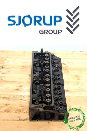 Massey Ferguson 4270  Cylinder Head