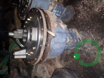 New Holland 7840 RIGHT Rear Axle