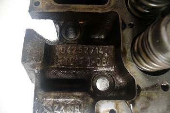 salg af Merlo 30.9  Cylinder head