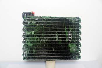 salg af John Deere 3040  Condenser