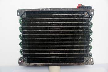 salg af John Deere 3040  Condenser