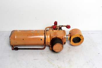 salg af Case 595  Hydraulic Cylinder