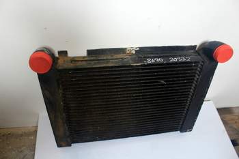 salg af Intercooler New Holland 8670 