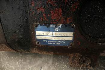 salg af Massey Ferguson 8947  Front Axle
