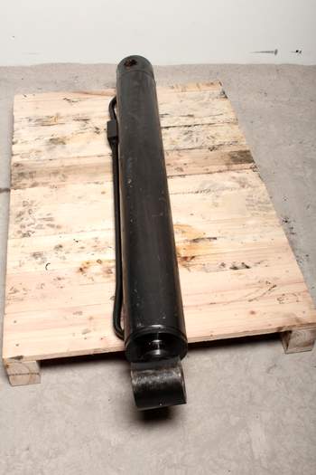 salg af Massey Ferguson 8937  Hydraulic Cylinder