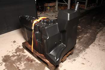 salg af Dieseltank John Deere 7530