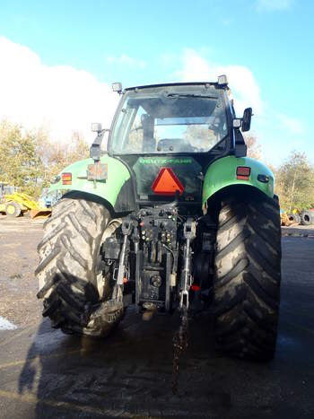 salg af Deutz-Fahr Agrotron 230 traktor