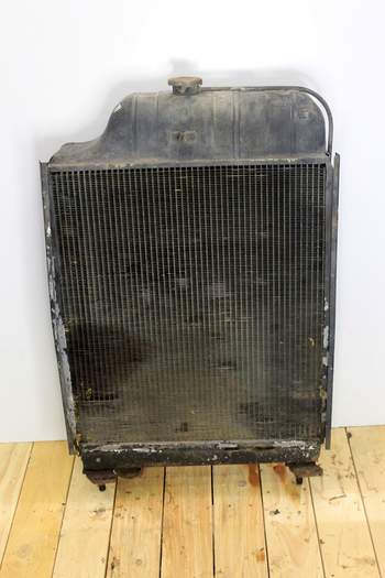 salg af Ursus 385  Water Radiator