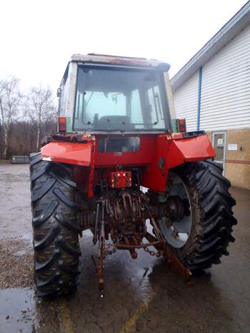 salg af Massey Ferguson 698 tractor