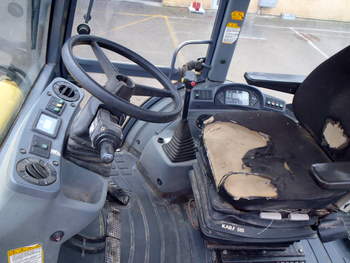 salg af New Holland NH95 Læssemaskine
