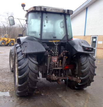 salg af Massey Ferguson 6160 traktor