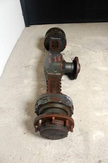 salg af Komatsu WA80-5  Front Axle