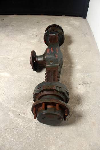 salg af Komatsu WA80-5  Front Axle