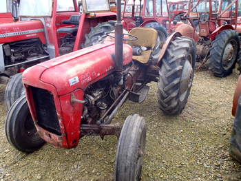 salg af Massey Ferguson 35 traktor