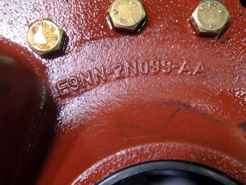 salg af Ford 6640 RIGHT Rear Half Axle