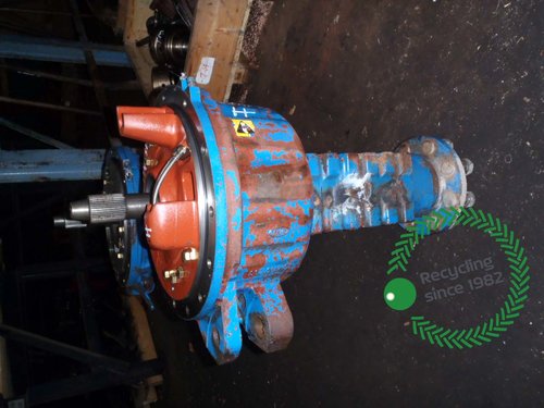 salg af Ford 6640 RIGHT Rear Half Axle