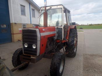 salg af Massey Ferguson 698 traktor