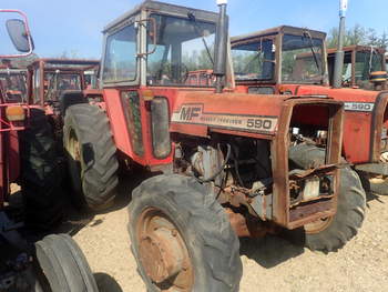 salg af Massey Ferguson 590 traktor