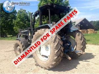 salg af New Holland 7840 traktor