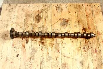 salg af New Holland 7840  Camshaft