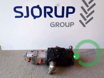 salg af Hydraulikpumpe New Holland CR 9080