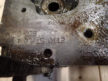 salg af Hydrema 906 D  Cylinder head