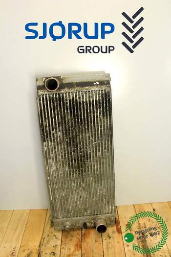 Hydrema 906 D  Water Radiator