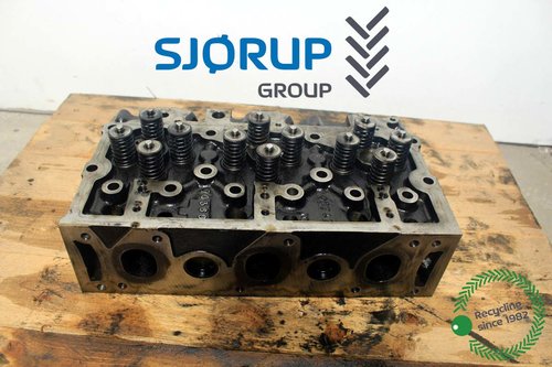 salg af Massey Ferguson 7495  Cylinder Head