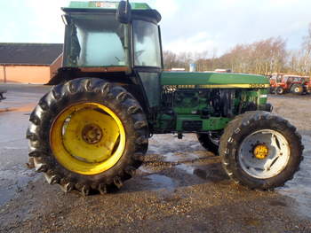 salg af John Deere 3650 traktor
