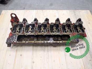 McCormick MTX150  Cylinder Head