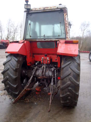 salg af Massey Ferguson 698 traktor