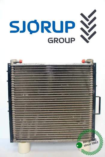 Case CVX1190  Oil Cooler