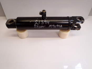 salg af Steyr M9094A  Lift Cylinder
