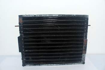 salg af Ford 6610  Condenser