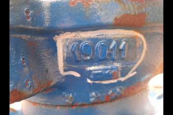 salg af Endandtrieb Vorderachse New Holland 8240 LINKS