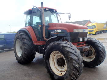 salg af New Holland G190 traktor