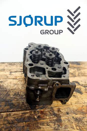 Liebherr L556  Cylinder head