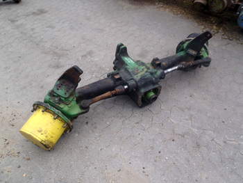 salg af Adskilt Foraksel John Deere 6820