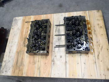 salg af Massey Ferguson 6499  Cylinder Head