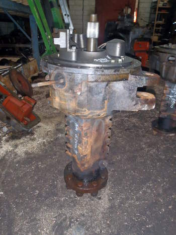 salg af Ford 8340 RIGHT Rear Axle