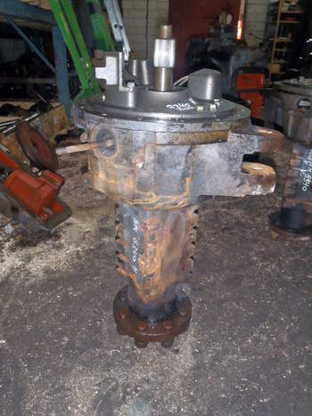 salg af Ford 8340 RIGHT Rear Half Axle