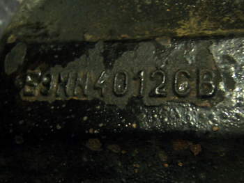 salg af Ford 8340 RIGHT Rear Half Axle