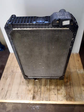 salg af Case MX200  Water Radiator