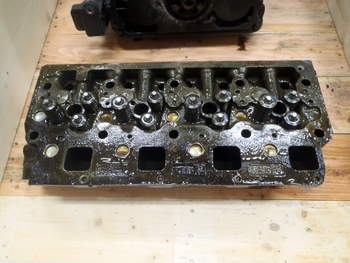 salg af Manitou MLT735-120 PS  Cylinder head