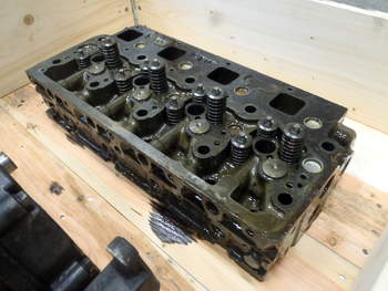 salg af Manitou MLT735-120 PS  Cylinder head