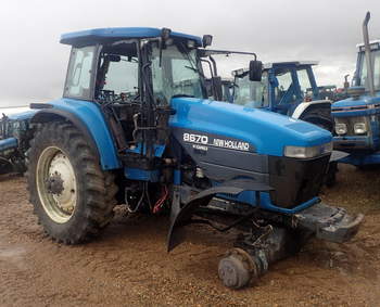 salg af New Holland 8670 tractor