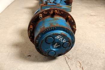 salg af Ford 8630  Front Axle