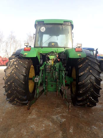 salg af John Deere 7810 traktor