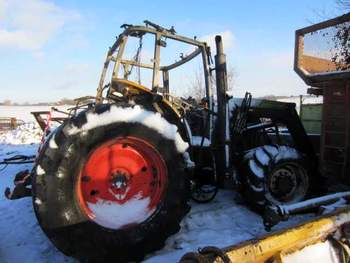 salg af Claas Ares 697 tractor
