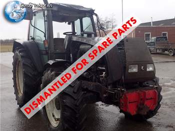 salg af Valtra 8150 traktor